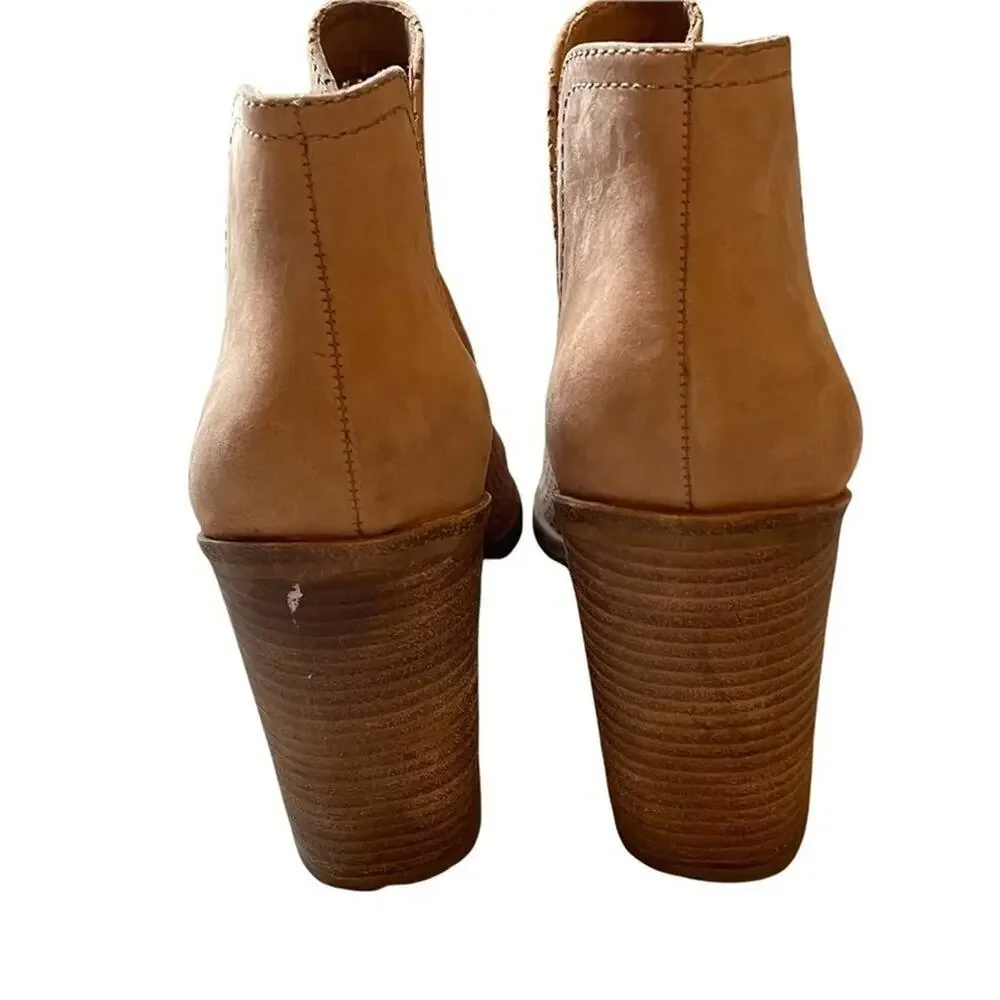 Steve Madden Tala‎ Heeled Perforated Leather Booties Size 8.5